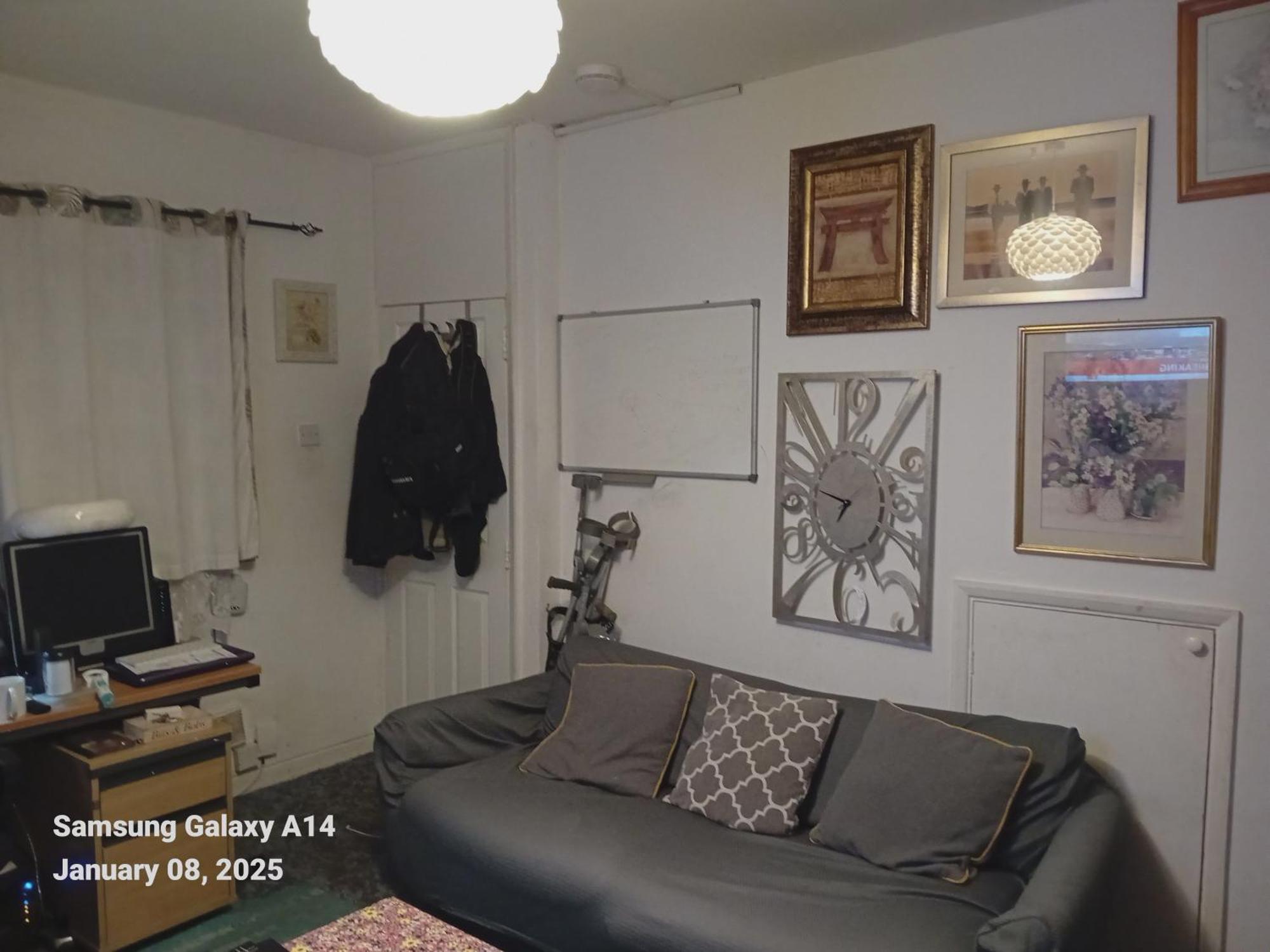 42 Churchbury Rd 1 Homestay Eltham