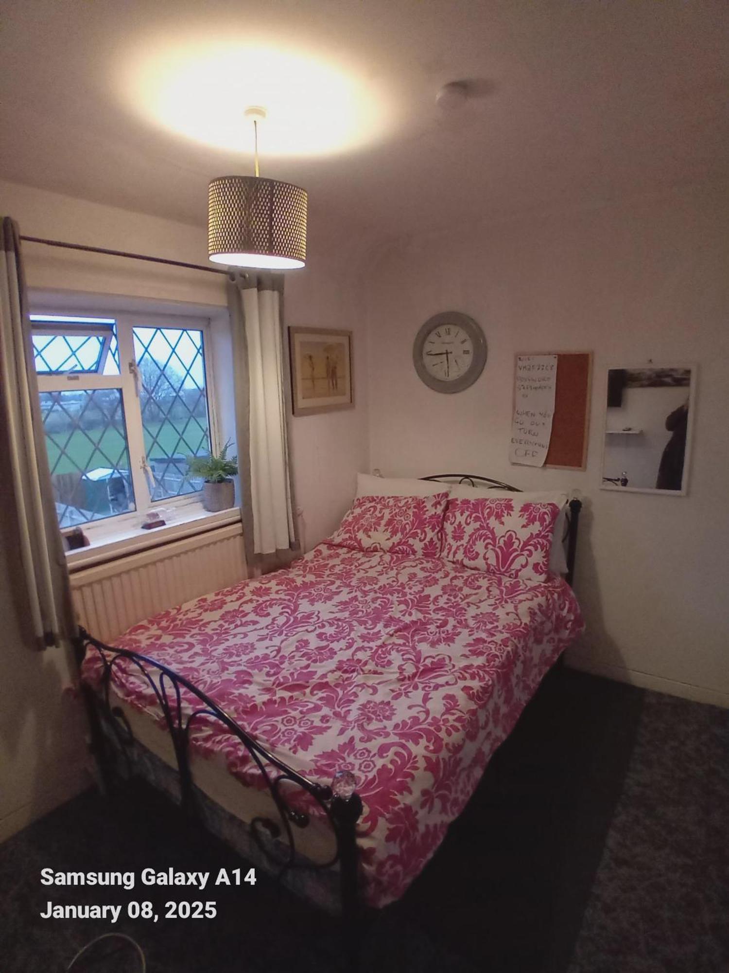 42 Churchbury Rd 1 Eltham